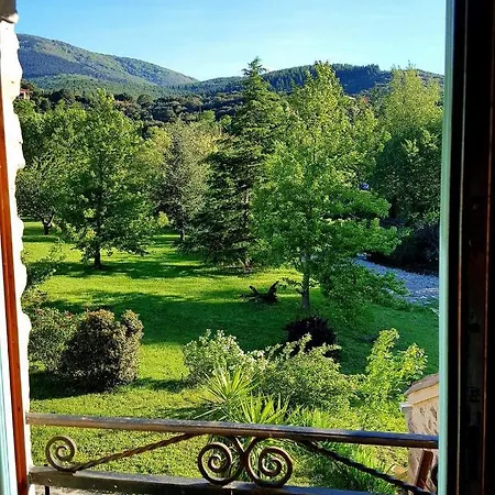 Le Moulin D'arcas. * Prémian