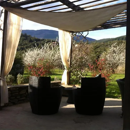 Le Moulin D'arcas. Bed & Breakfast *