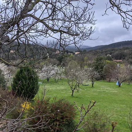 Bed & Breakfast Le Moulin D'arcas. *