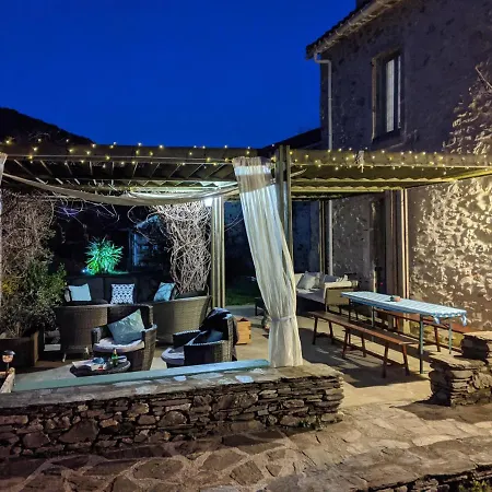 Le Moulin D'arcas. *