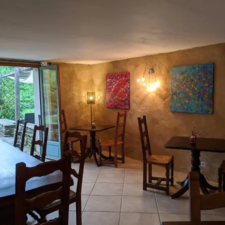 Le Moulin D'arcas. Bed & Breakfast *