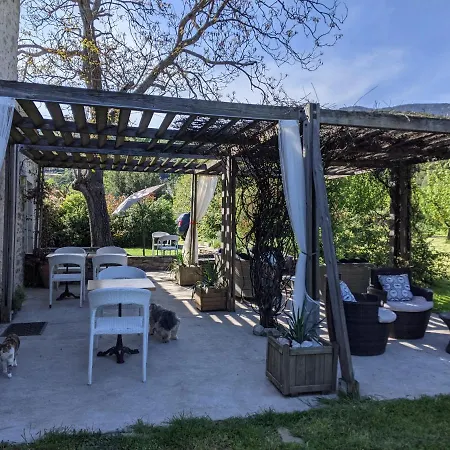 فندق مبيت وإفطار Le Moulin D'arcas. Prémian