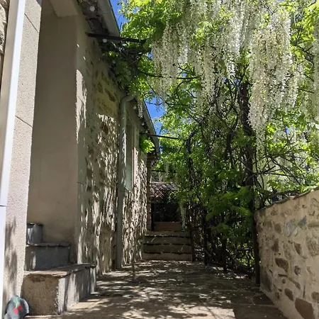 فندق مبيت وإفطار Le Moulin D'arcas. Prémian