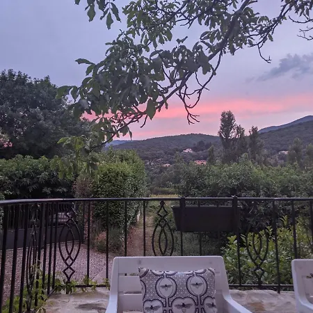 Le Moulin D'arcas. * Prémian