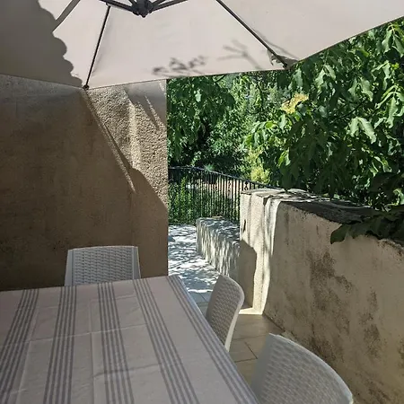 Le Moulin D'arcas. Bed & Breakfast *